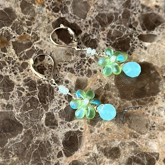 Pierced earrings 14kt gold filled French lever hooks Chalcedony faceted teardrop - Picture 4 of 4